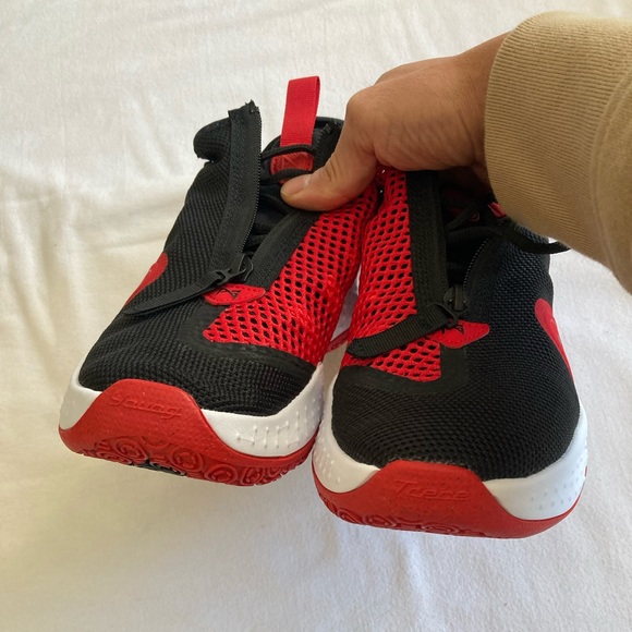 NWB PG4 “Bred” 👟, size 7.5. - Picture 10 of 12